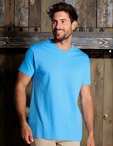 Basic T-Shirt